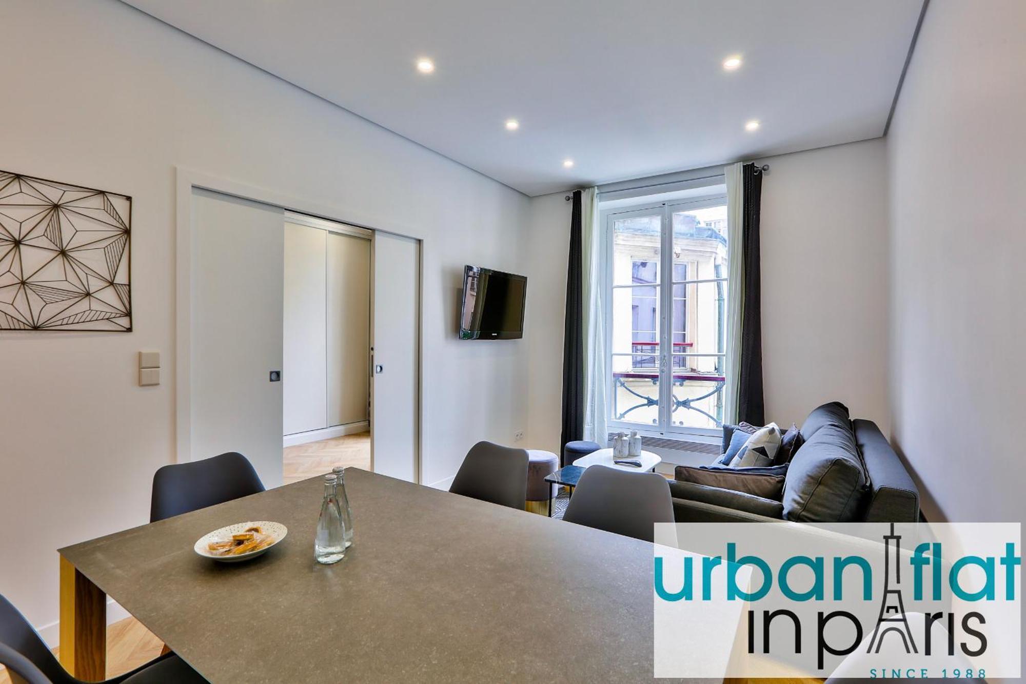 92 - Beautiful In Montorgueil *